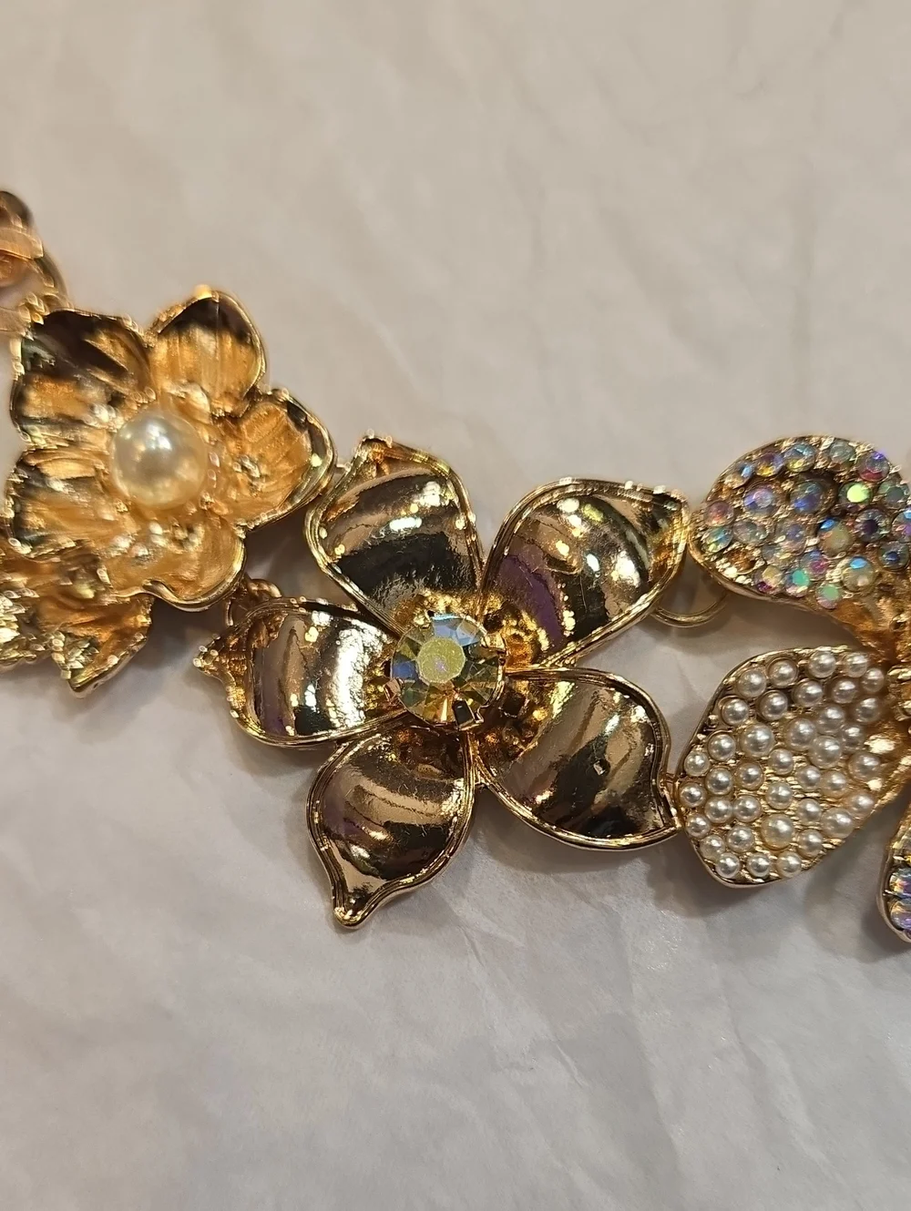 NWOT - Aratta - Statement Necklace/Fashion